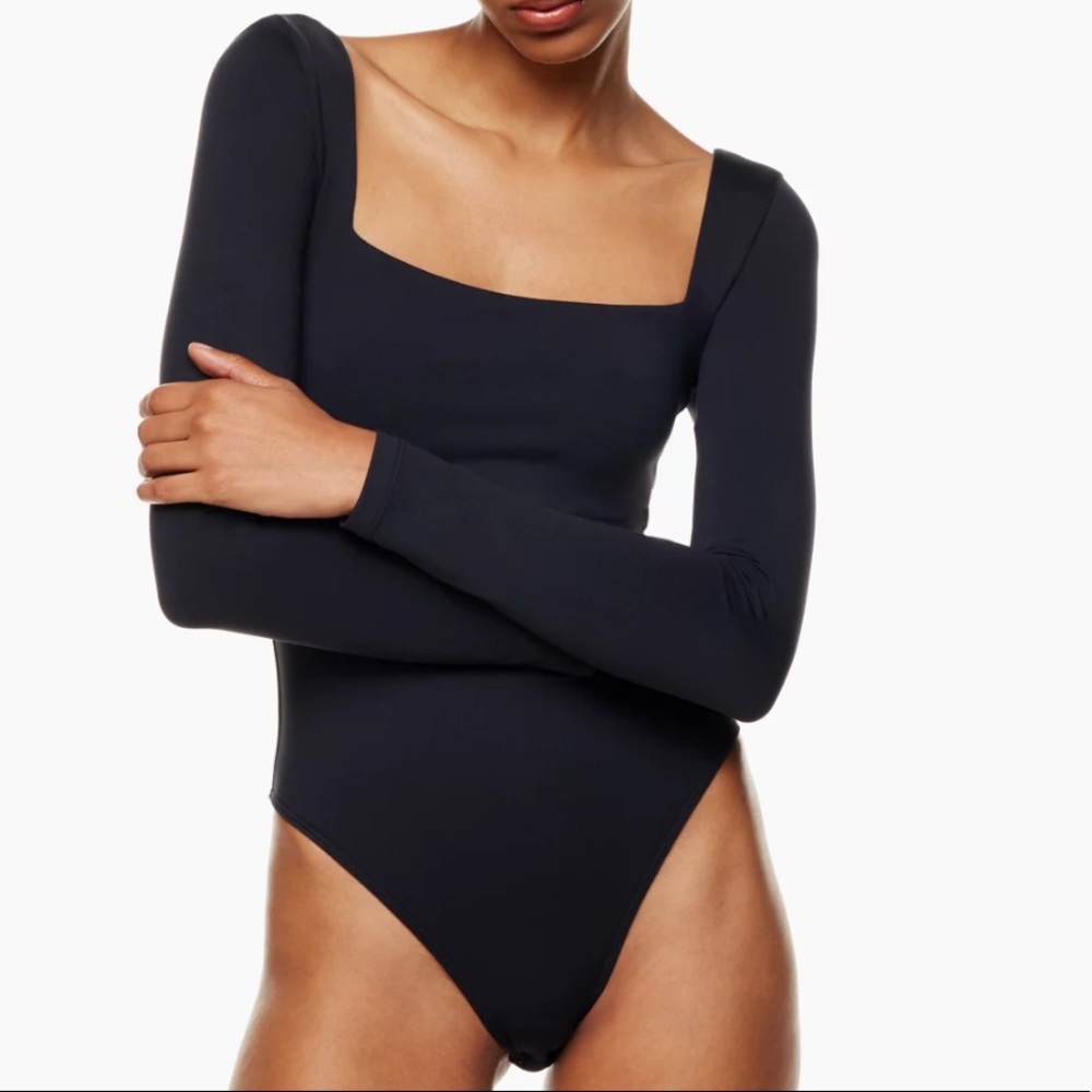 Aritzia black contour body suit
